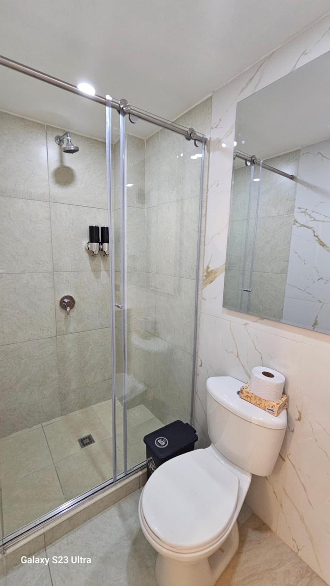 Hotel West Inn Богота Экстерьер фото