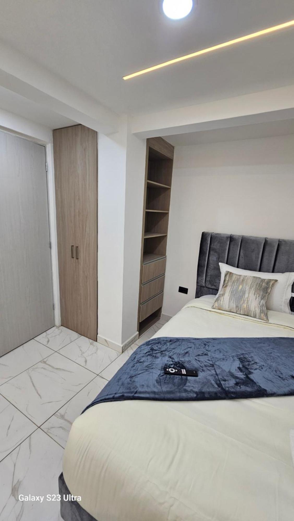 Hotel West Inn Богота Экстерьер фото